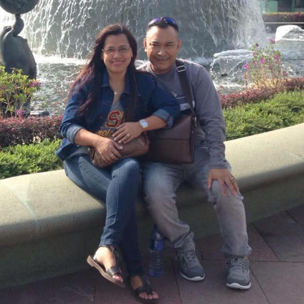 Meet your Posher, Elvira Dumangas